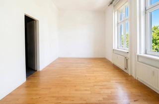 Wohnung kaufen in 2700 Wiener Neustadt, Stilvolle 2-Zimmer-Wohnung mit Potenzial und klarer Raumstruktur in Wiener Neustadt