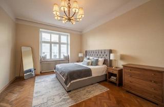 Wohnung kaufen in 1100 Wien, ++NEU++ 4-Zimmer ALTBAUWOHNUNG in ruhiger Lage! - Sanierungsbedürftig