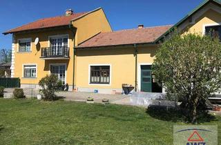 Haus kaufen in 2620 Neunkirchen, Viel Platz in 2 schönen Häusern mit großem gepflegten Garten!