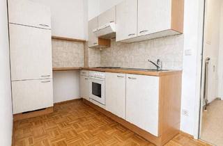 Wohnung kaufen in Schloßberg, 8020 Graz, Charmante Citywohnung mit Blick auf den Grazer Schlossberg – urbanes Wohnen mit besonderem Flair