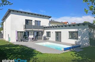 Einfamilienhaus kaufen in 2604 Theresienfeld, Luxuriöses Wohnen mit Einliegerwohnung, Pool und beeindruckendem Naturflair