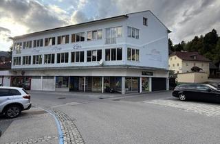 Anlageobjekt in Hauptstraße 28, 9545 Radenthein, Ertragsobjekt mit 6 Einheiten und 3 Garagen-Sehr Gute Rendite!
