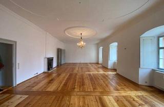 Wohnung mieten in 2435 Ebergassing, Herrschaftliches Wohnen im Schloss 142,85 m² 3,5 Zimmer