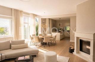 Villen zu kaufen in 5026 Salzburg, Stilvolle Villa mit Pool und Panoramablick - in Bestlage