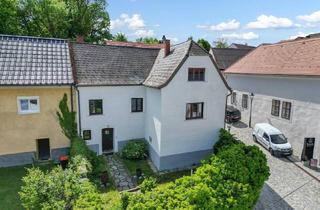 Haus kaufen in 7461 Stadtschlaining, Charmantes Stadthaus mit Gartenidylle, Whirlpool, historischem Charakter & Burgblick