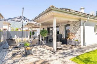 Haus kaufen in 6812 Meiningen, Meiningen | Stilvoller Bungalow mit Holzpool in Ruhiger Lage
