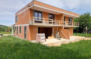 Doppelhaushälfte kaufen in 4851 Gampern, Top 1! Belagsfertige, moderne Doppelhaushälfte mit 2 Carportstellplätzen, 4 Zimmer, 2 Terrassen, Balkon, Eigengarten!