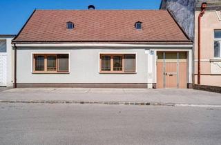 Einfamilienhaus kaufen in 2292 Engelhartstetten, Charmantes, renovierungsbedürftiges Zweifamilienhaus in Engelhartstetten mit großen Grund, Stadel und Nebengebäuden