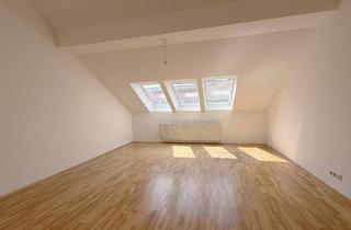 Wohnung mieten in 1150 Wien, Helle, großzügige 2-Zimmerwohnung im Dachgeschoss