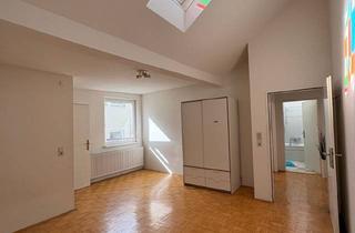 WG-Zimmer mieten in Wiedner Hauptstraße, 1050 Wien, Großes WG Zimmer in Heller Dachgeschoss Oase