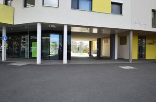 Gewerbeimmobilie kaufen in Ottilie-Bondy-Promenade, 1210 Wien, Let's Get Down To Your Own Business - Geschäftslokal mit Vielseitigen Nutzungsmöglichkeiten und Großen Schaufenstern