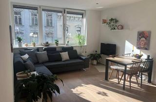 Loft mieten in Schottenfeldgasse 48b, 1070 Wien, Bright, fully furnished two-bedroom flat with a lovely balcony. elevator and air conditioning in Vienna's 7th district - Helles vollmöbliertes 2-Zimmer Apartment mit schönem Balkon, Aufzug und Klimaanlage im 7. Bezirk von Wien