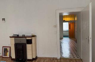Wohnung kaufen in Goldschlagstraße, 1150 Wien, Altbauwohnung mit Potenzial - sanierungsbedürftige 2-Zimmer-Wohnung nahe Schönbrunn