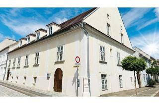 Haus mieten in Hauptplatz, 2070 Retz, Traditionelle WEINRESIDENZ - Wohnen, Innenhof, Zentrum & Ruhe
