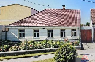 Haus kaufen in 2222 Bad Pirawarth, 2 Baugrundstücke mit Abrisshaus günstig zu verkaufen!