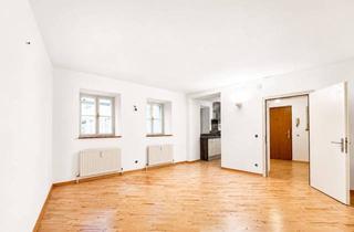 Wohnung kaufen in Linzer Gasse, 5020 Salzburg, Charmante 3-Zimmer-Altstadtwohnung in absoluter Top-Lage der Linzer Gasse
