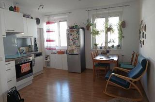 Wohnung mieten in Carlonestraße, 4451 Garsten, Wohnen zwischen Stadt und Natur im grünen Garsten: helle 3-Raumwohnung begeistert mit offener Küche, viel Privatsphäre und praktischem Abstellraum in ruhiger Lage nahe Steyr!