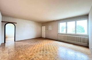 Wohnung kaufen in 2340 Mödling, Großzügige 3,5-Zimmer-DG-Wohnung mit Balkon in Mödling – renovierungsbedürftig, 107 m², €299.000