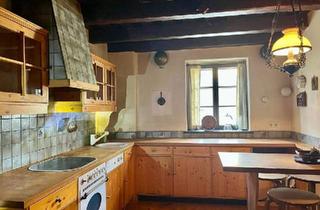 Haus kaufen in 2114 Großrußbach, Ein echtes Unikat – Wohnen mit Charakter und Geschichte!