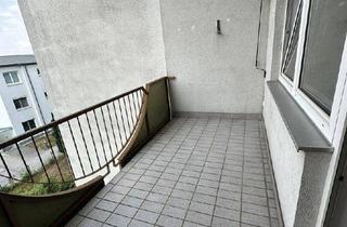Maisonette kaufen in Hans Hofmann Ring, 4470 Enns, Charmante Maisonettewohnung mit 95 m² inkl. Loggia in Enns! Adaptierungsbedürftig mit großem Potenzial!