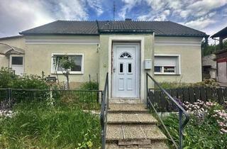 Einfamilienhaus kaufen in 2184 Hauskirchen, Sanierungsbedürftiges Wohnhaus mit Garten, Terrasse und Entwicklungspotenzial in Hauskirchen!
