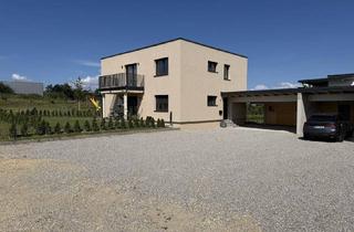 Wohnung kaufen in 4973 Sankt Ulrich, Neuwertige 3-Zi-Wohnung im OG., Garten, Balkon, Caport,79m², €250.000