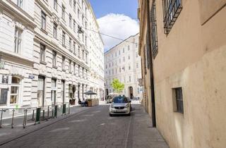 Wohnung kaufen in Schönlaterngasse, 1010 Wien, Traumhafte Altbauwohnung in bester Innenstadtlage
