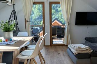 Wohnung kaufen in 9601 Arnoldstein, Charmante Wohnoase mit exklusivem Bio-Schwimmteich