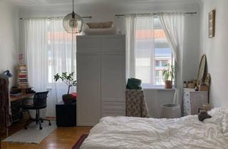 Wohnung mieten in Dominikanergasse/ Maria-Stromberger-Gasse, 8020 Graz, Absolut Gemütliche 2-Zimmer-Wohnung in Zentraler Lage Ganz Nahe der Inneren Stadt mit Balkon - Provisionsfrei