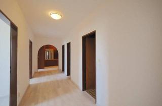 Wohnung mieten in 2351 Wiener Neudorf, Traumfernblick: 4-Zimmer-Wohnung mit Panoramaloggia, Klima & 2 Stellplätzen in Wiener Neudorf!