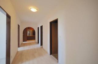 Wohnung mieten in 2351 Wiener Neudorf, Traumfernblick: 4-Zimmer-Wohnung mit Panoramaloggia, Klima & 2 Stellplätzen in Wiener Neudorf!