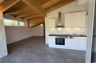 Wohnung kaufen in 5760 Saalfelden am Steinernen Meer, Wohnkomfort - Dachgeschoß-Wohnung in Saalfelden - Preis auf Anfrage