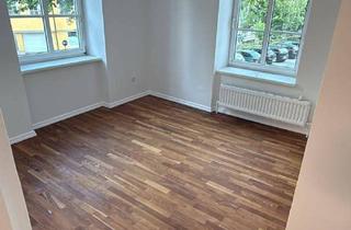 Wohnung mieten in Fabrikstraße 12, 4600 Wels, Charmante Altbauwohnung am Mühlbach mit Blick auf den Ledererturm – 52 m²