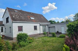 Haus kaufen in 2201 Hagenbrunn, Haus mit viel Nebenflächen Garage, Werkstatt und Co