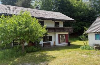 Bauernhäuser zu kaufen in 5102 Anthering, Salzburg Anthering: 2.248 Qm Liegenschaft in Idyllischer Alleinlage mit Charmantem Landhaus und Nebengebäude