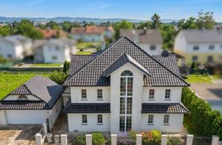 Villen zu kaufen in 4614 Marchtrenk, Riesiges Wohnhaus in Marchtrenk, Doppelgarage, Balkon(E), Terrasse, Grillhaus, Keller!