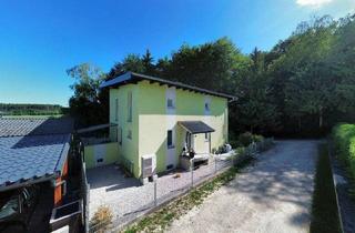 Einfamilienhaus kaufen in 4840 Vöcklabruck, Charmantes Einfamilienhaus mit sonniger Terrasse, Balkon und Pool in attraktiver Lage in Vöcklabruck / Vornbuch