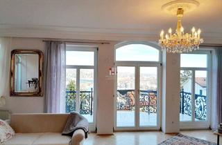 Einfamilienhaus kaufen in 1130 Wien, Neuwertiges 7-Zi Zweifamilienhaus mit Garten, Terrassen & Garage in 1130 Wien!