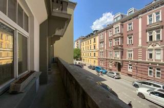 Wohnung kaufen in 6020 Innsbruck, Innsbruck Wilten - Großraumwohnung in altem, sanierten, Stadthaus - Sofortbezug möglich.