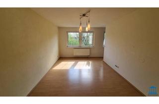 Wohnung mieten in 2700 Wiener Neustadt, Bahnhofsnahe Garconniere mit Parkblick im 3. Liftstock inkl. Einbauküche