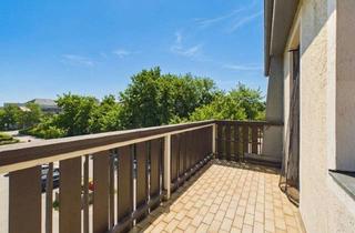 Wohnung kaufen in Wien, Schwechat, Neusiedler See, Parndorf/Outlet, 2460 Bruck an der Leitha, Eigentumswohnung mit Balkon und Blick In´S Grüne!