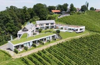Wohnung kaufen in 8472 Straß in Steiermark, Südsteirische Weinstraße - Hochgraßnitzberg: Zweitwohnsitz! 1-Zimmer-Apartment mit Dachterrasse und Viel Privatsphäre, Wellnessbereich, Fitnessraum & Infinity-Pool!