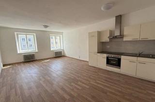 Wohnung mieten in Stadtplatz 15, 5280 Braunau am Inn, Helle Wohnung im Herzen von Braunau am Inn - Erstbezug nach Sanierung + Großer Lager/ Hobbyraum
