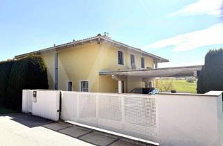 Einfamilienhaus kaufen in 4894 Oberhofen am Irrsee, Stilvolles Wohnen mit unverbaubarem Blick auf den Irrsee