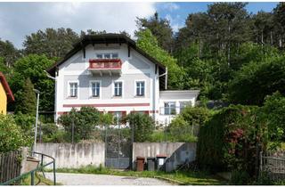 Einfamilienhaus kaufen in 2560 Berndorf, Charmante Liegenschaft mit Wintergarten und separatem Wohnbereich