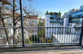 Wohnung kaufen in 1070 Wien, Großzügige City Residence mit zentrumsnahem Altbaucharme, Freifläche & Grünblick