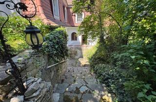 Villen zu kaufen in 3400 Klosterneuburg, Zauberhafte Villa mit Traumhaftem Blick auf die Weinberge
