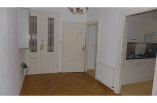 Wohnung kaufen in Hohe Warte, 1190 Wien, Großzügige Altbauwohnung mit Terrasse in Hofruhelage, Nähe Hohe Warte
