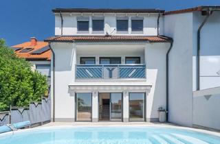 Reihenhaus kaufen in 4111 Walding, Einziehen & Wohlfühlen - Großzügiges Reihenhaus mit Panoramablick, Pool & Moderner Ausstattung
