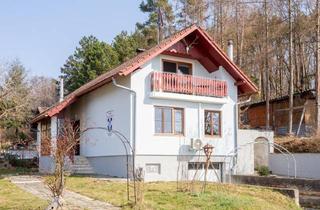 Haus kaufen in Strass, Langenlois, Grafenegg, 3491 Elsarn im Straßertal, Landhaus in Erhöhter Aussichtslage mit Weitläufigem Grundstück im Schönen Strassertal